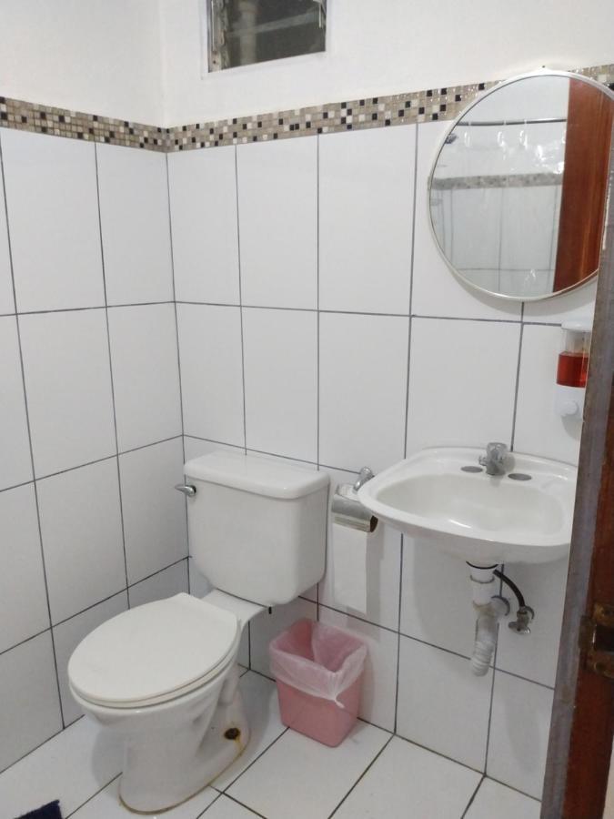 Buena Nota Hostel Jacó Esterno foto